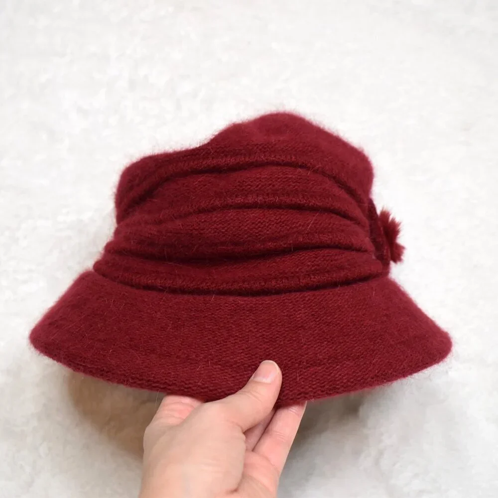 Red Brimmed Knit Beanie Hat Sz O/S Fleece Lined Pom Pom Bavarian Alpine Inspired